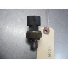 14X014 Engine Oil Pressure Sensor For 07-10 CHEVROLET SILVERADO 2500 HD  6.6 12673134